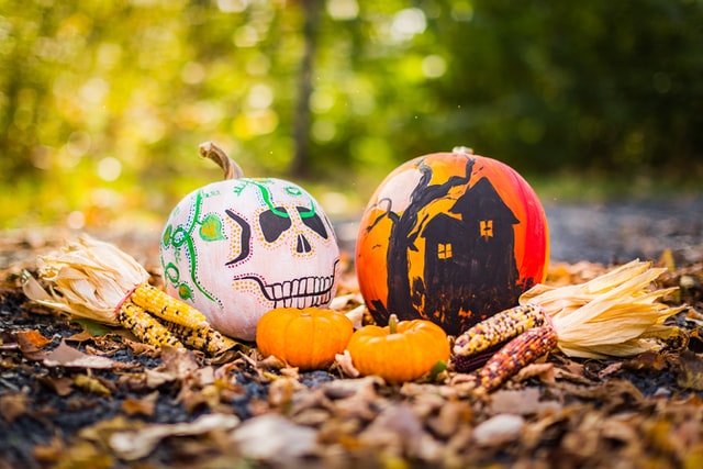 Halloween Decorations Idea - Colourful pumpkin carving